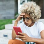 Pourquoi suis-je si émotive : 6 raisons qui expliquent ce ressenti